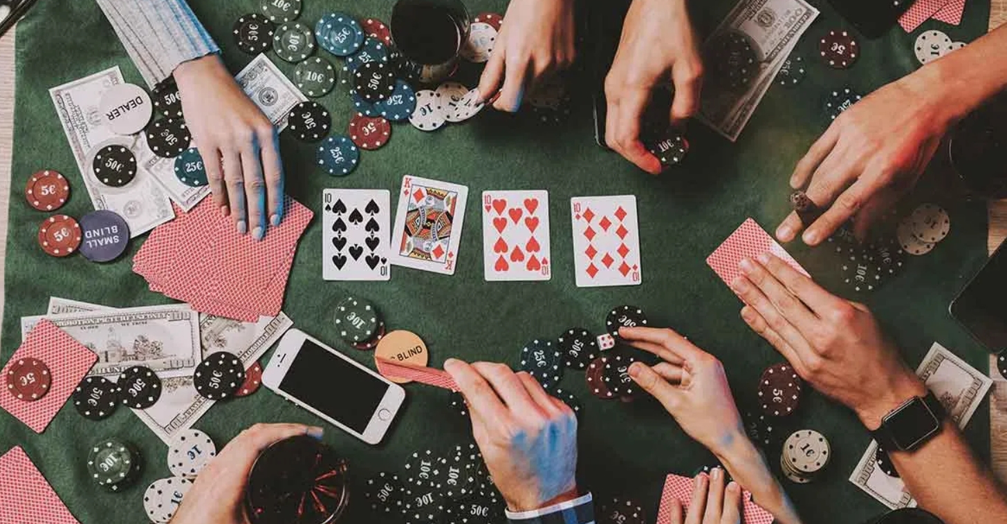 Hướng dẫn chơi Poker tại sân chơi J88 đơn giản